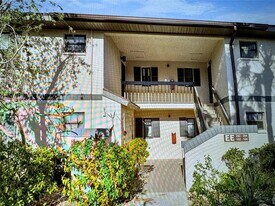 19505 Quesada Ave, Unit EE201 in Port Charlotte, FL - Building Photo