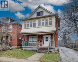 445 Vine St in Cambridge, ON - Building Photo