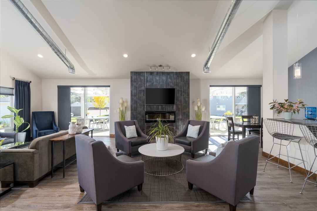 Blue Point Apartments in Spokane, WA - Building Photo