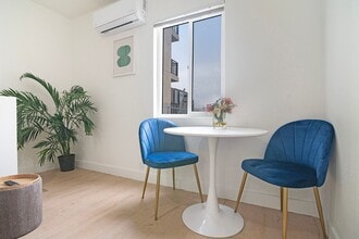Bonnie Brae in Los Angeles, CA - Foto de edificio - Interior Photo