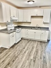 567 Haws Run Rd in Jacksonville, NC - Building Photo - Building Photo