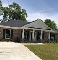 7354 Pearson Ln in Wilmer, AL - Building Photo