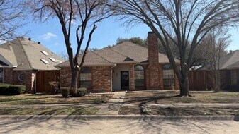 2830 Hickory Bend Dr in Garland, TX - Building Photo