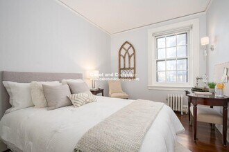 112 Pinckney St, Unit 12R in Boston, MA - Building Photo - Building Photo