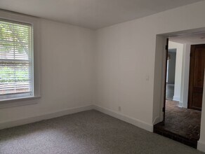 1074 Georgia Ave in Macon, GA - Foto de edificio - Building Photo
