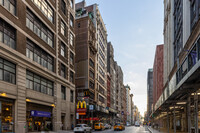 718 Broadway in New York, NY - Foto de edificio - Building Photo