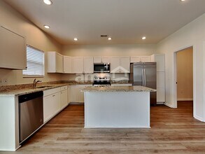 136 Weeping Cypress Dr in Moncks Corner, SC - Building Photo - Building Photo