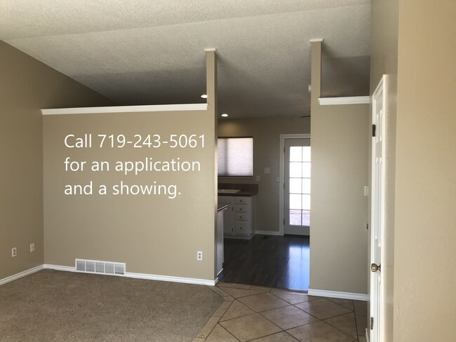 5568 Wilkerson Pass Dr in Colorado Springs, CO - Building Photo - Building Photo