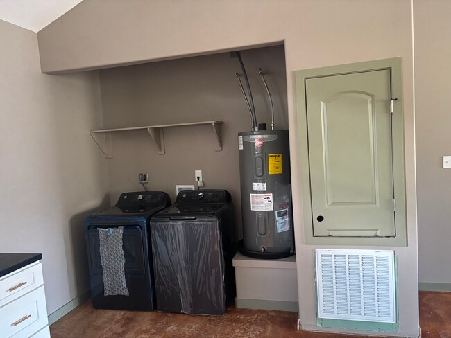 3246 Meadow Ln, Unit 4 in Robstown, TX - Building Photo - Building Photo