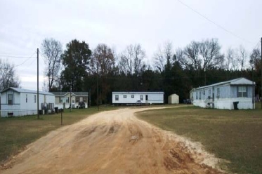 Oak Creek Mobile Home Estates in East Dublin, GA - Building Photo - Building Photo