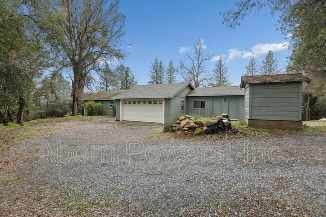 property at 1800 Tyrrel Ln