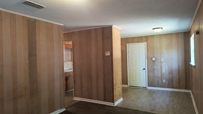 2404 W 26th Ave in Pine Bluff, AR - Building Photo - Building Photo