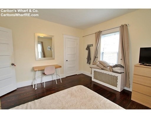 97 Beacon St, Unit 1 in Somerville, MA - Foto de edificio - Building Photo
