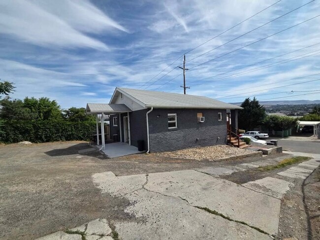 820 Cashmere St in Wenatchee, WA - Building Photo - Building Photo