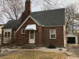 710 N Sprigg St in Cape Girardeau, MO - Building Photo