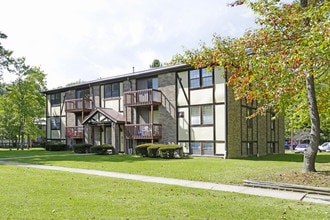 Brookside Commons in Meadville, PA - Foto de edificio - Building Photo