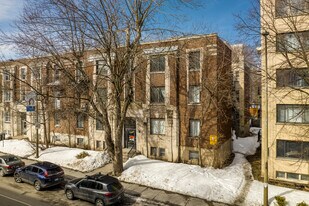 2935 Édouard-Montpetit Apartments