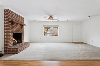 1604 Colonial Ave in Smithfield, VA - Building Photo - Building Photo
