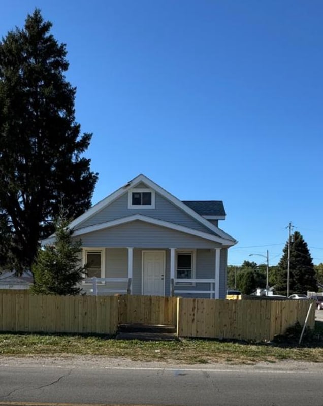 105 Dering Ave in Columbus, OH - Building Photo - Building Photo