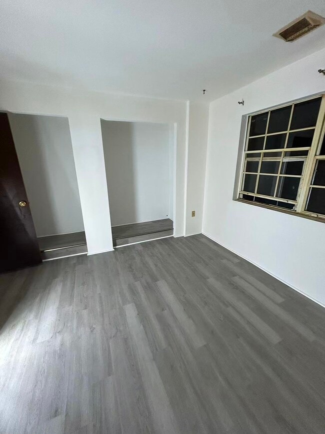 5 Louisburg Sq in Nashua, NH - Building Photo - Building Photo