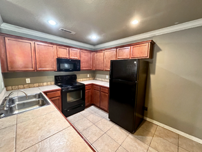 55 S Woodsprings Dr-Unit -55 in Fayetteville, AR - Building Photo - Building Photo