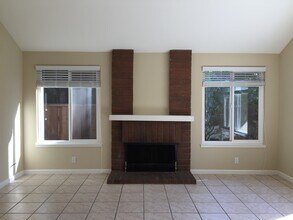 4670 Holycon Cir in San Jose, CA - Building Photo - Building Photo