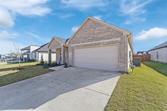 520 Chase Creek Dr in Lavon, TX - Building Photo - Building Photo