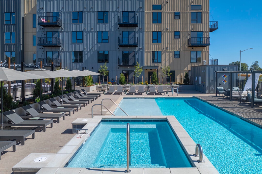 Martin in Longmont, CO - Building Photo