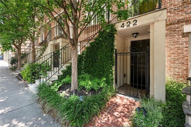 property at 422 Bill Kennedy Wy SE