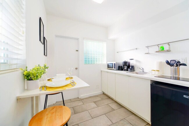 515 NE 82nd St in Miami, FL - Building Photo - Building Photo