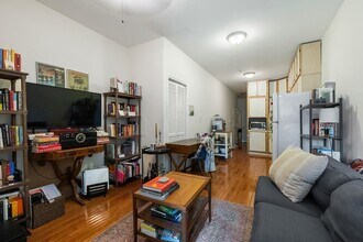 817 Park Ave in Hoboken, NJ - Building Photo - Building Photo