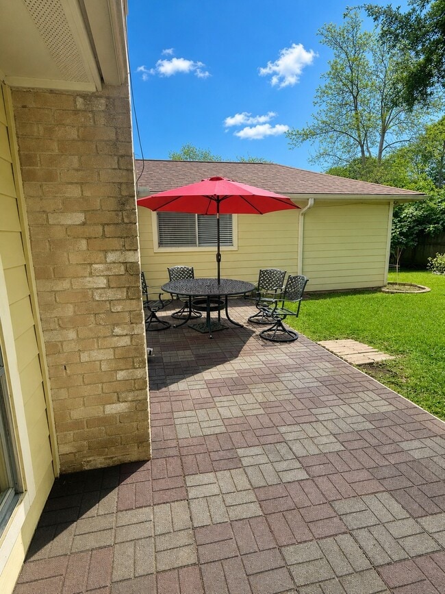 property at 14906 Brookpoint Dr