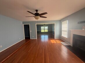 575 Batty Way in Sumter, SC - Building Photo - Building Photo