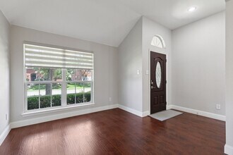 8002 Wilmington Dr, Unit 612 in Rowlett, TX - Building Photo - Building Photo