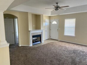 504 Cedar Creek Dr in Rossville, GA - Building Photo - Building Photo