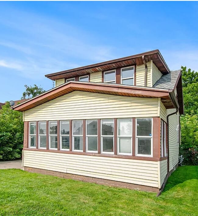 property at 21715 Nevada Ave