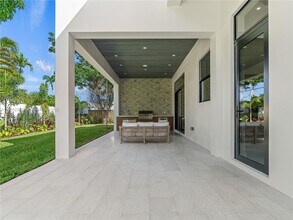 543 NE 109th St in Miami, FL - Building Photo - Building Photo