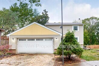 1661 Rishon Hill Dr in St. Louis, MO - Building Photo - Building Photo