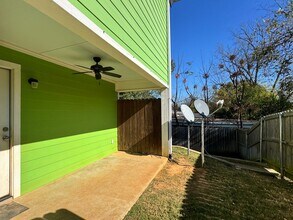 2300 Airline Dr in Tyler, TX - Building Photo - Building Photo