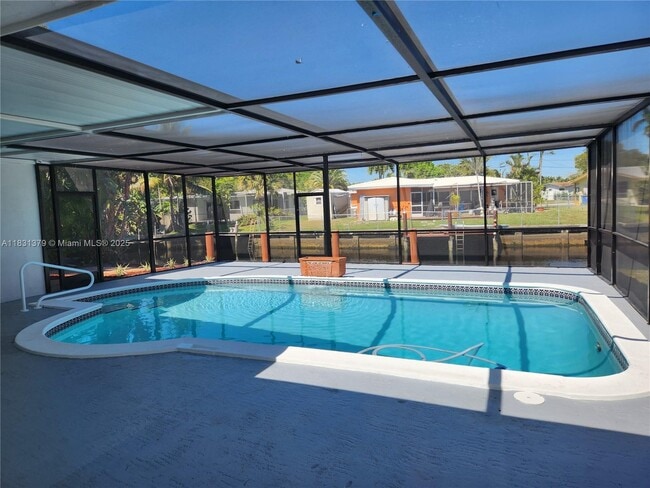 property at 2001 NW 33rd St
