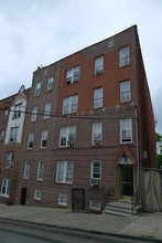 19 Intervale Pl in Yonkers, NY - Building Photo - Building Photo