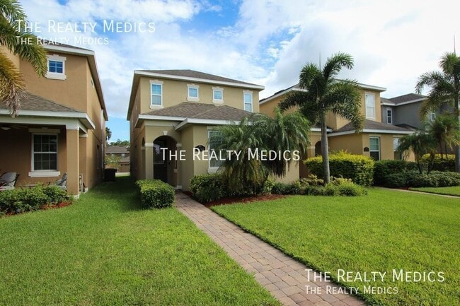 property at 15764 Ave Of The Arbors