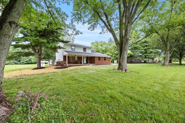 4250 Rutherford Rd in Powell, OH - Building Photo - Building Photo