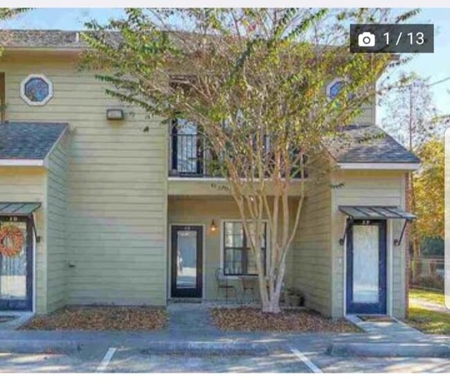property at 612 S Kenilworth Pkwy