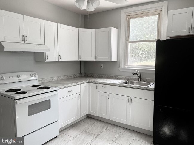 227 N Main St in Harrison Township, NJ - Building Photo - Building Photo