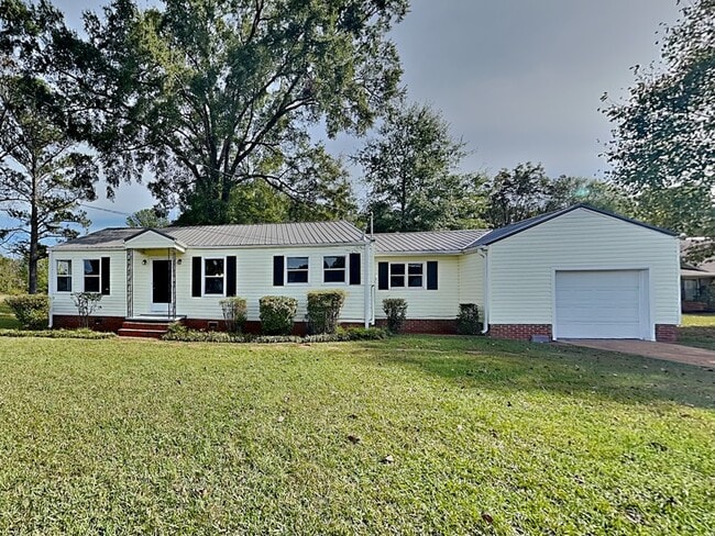 property at 1633 Eastern Valley Rd