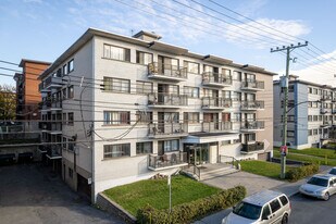 3050 Provost Rue in Lachine, QC - Building Photo
