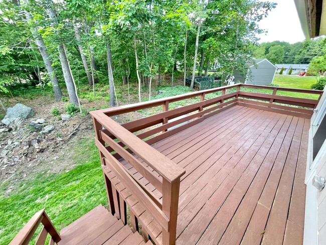 4 Nixon Park in Portsmouth, NH - Building Photo - Building Photo