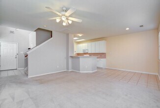 5723 Vinemont Ln in Houston, TX - Building Photo - Building Photo