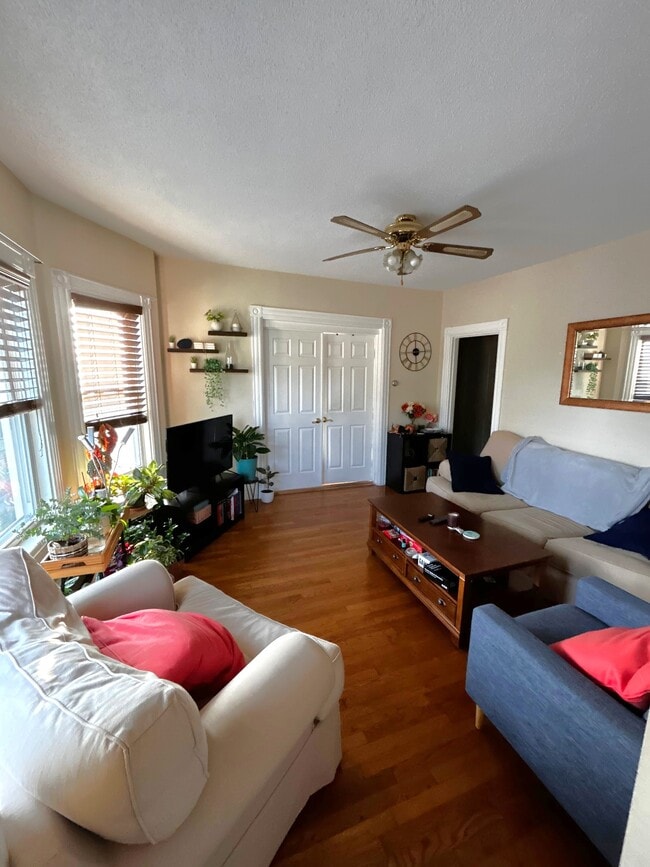 27 Ibbetson St, Unit 3